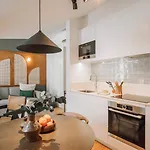 Chalay - 1 Bedroom And Terrace In Santo Antonio